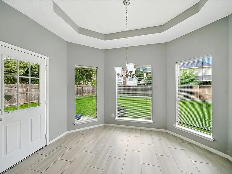 3119 Waters Way Dr — Photo 18