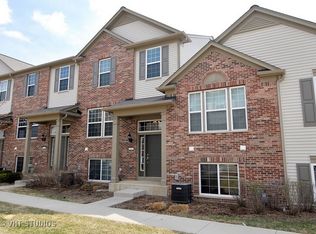 252 Devoe Dr, Oswego, IL