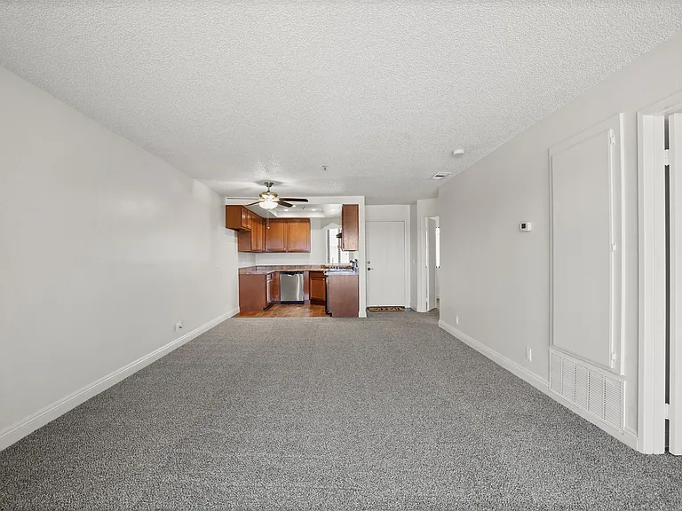 Woodstock Terrace — Photo 11