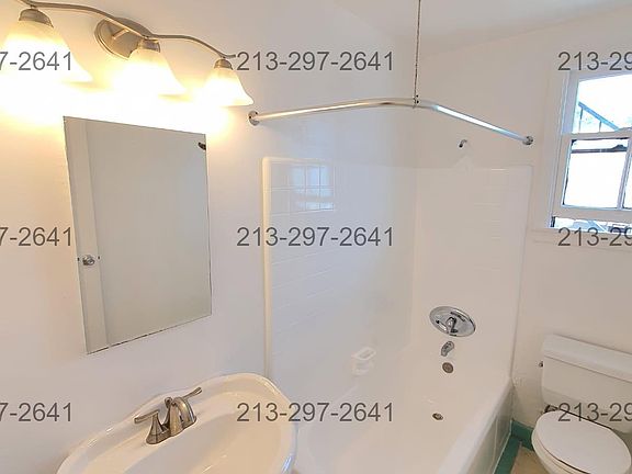 5th image of 4930 Echo St #9