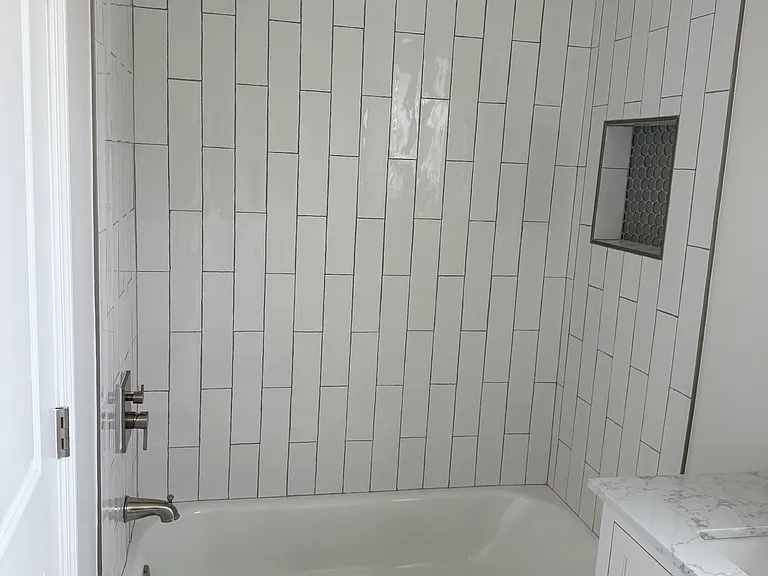 525 E Price St — Photo 18