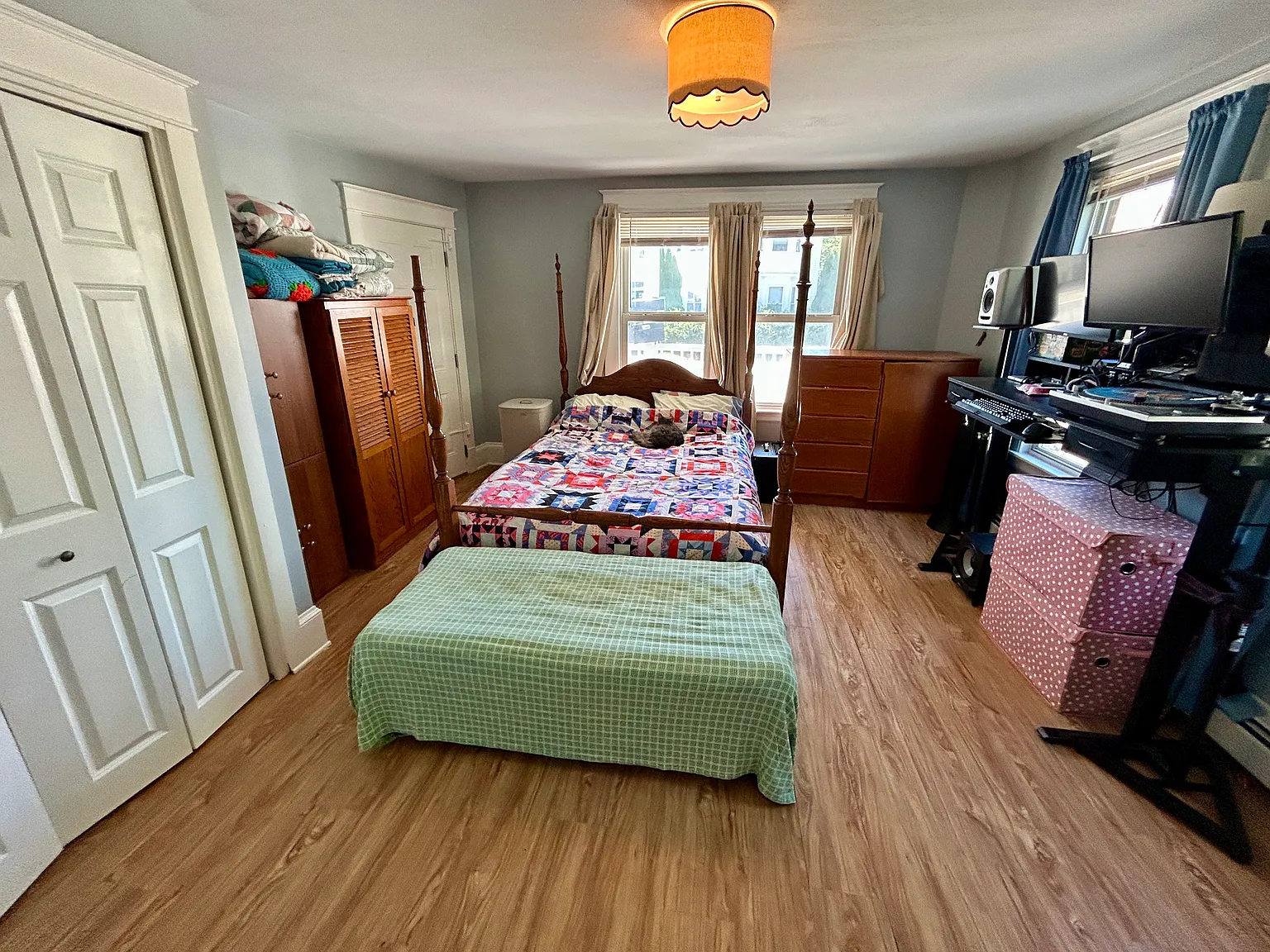 2 bed, 1025 sqft, $1,950 — Photo 1