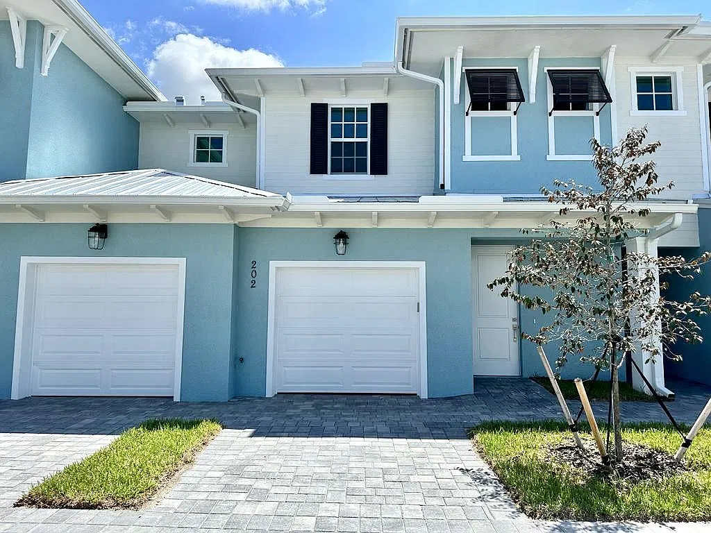 26331 Coco Cay Circle Condominium — Photo 2