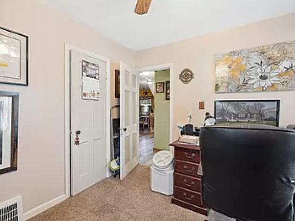 3rd image of 4271 Kirtland Rd