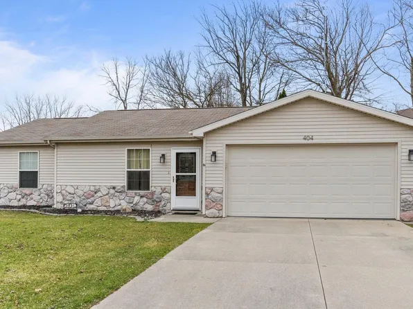 404 Manahan Dr, Angola, IN 46703