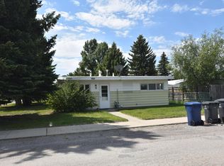 26 9th Ave NW, Choteau, MT 59422