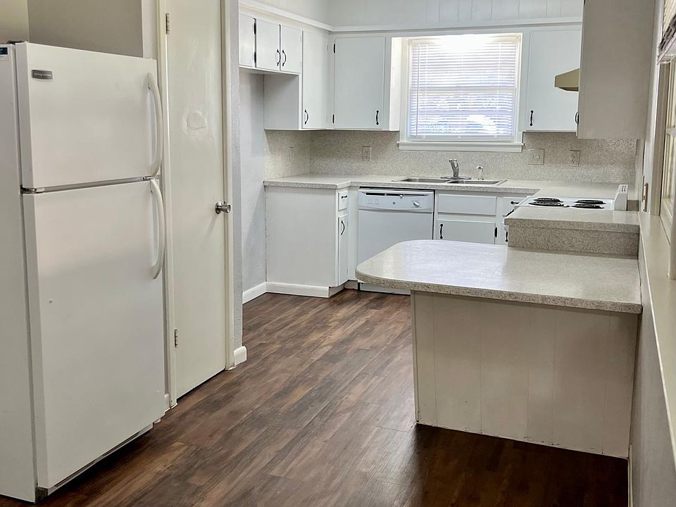 1st image of 1210 Dover Ave Unit B