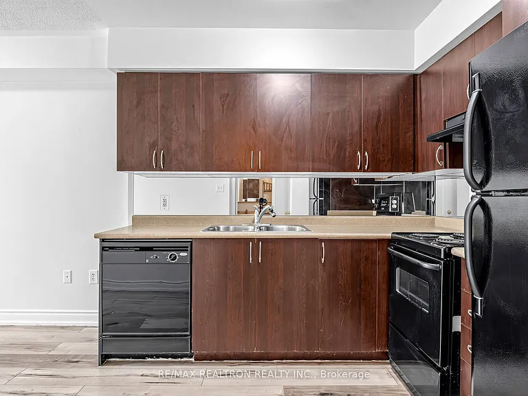 160 Chancery Rd #20 — Photo 11