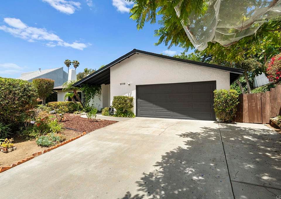 1st image of 2550 Unicornio St