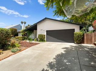 2550 Unicornio St, Carlsbad, CA 92009
