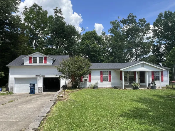 1029 Peninsula Dr, Lawrenceburg, KY 40342