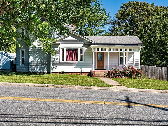 2nd image of 3110 Richmond St Lot 3-5
