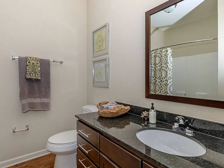SunSTONE at MarketPlace Apartments — Photo 14