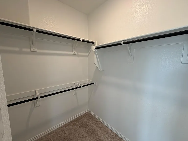 2521 Birchcrest Dr — Photo 27