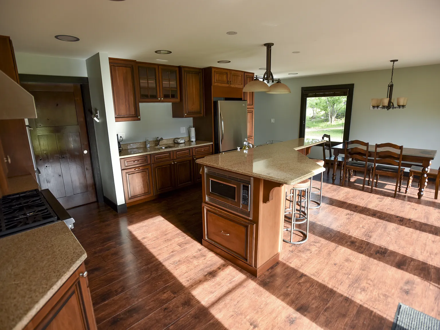 6647 Island Beach Dr — Photo 4
