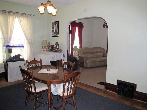 5th image of 602 E Berrien St