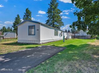 8270 W Meadow Brook Cir, Rathdrum, ID 83858