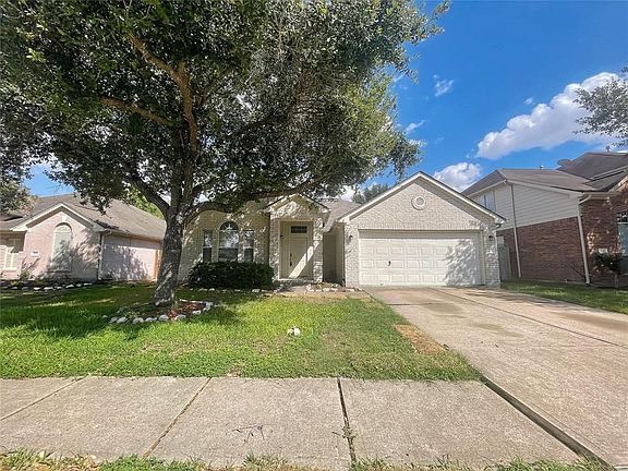 2nd image of 3931 Camelia Glen Ln
