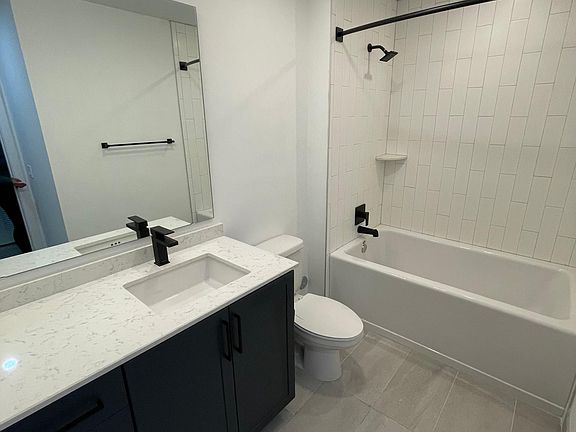 5th image of 42 NW 33rd St #S1