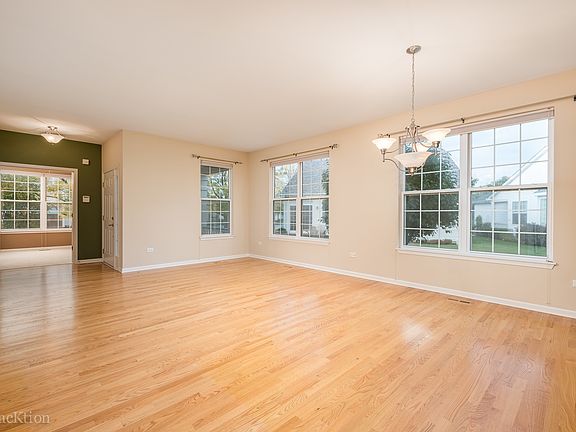 4th image of 21300 Windsor Lake Ln