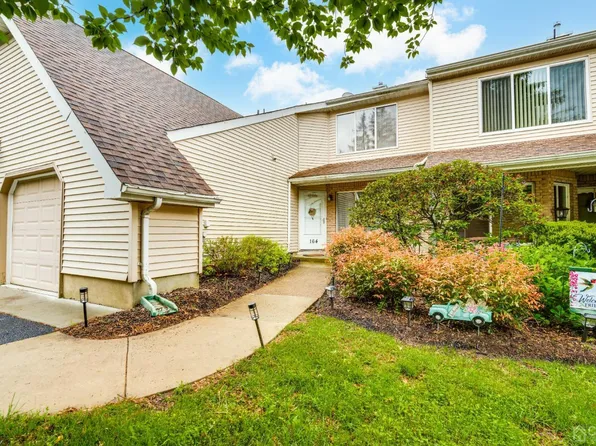 164 Nathan Dr, North Brunswick, NJ 08902