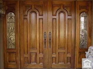 19221 Doe Run, North Tustin, CA 92705