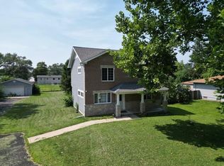 2N150 Mildred Ave, Glen Ellyn, IL 60137