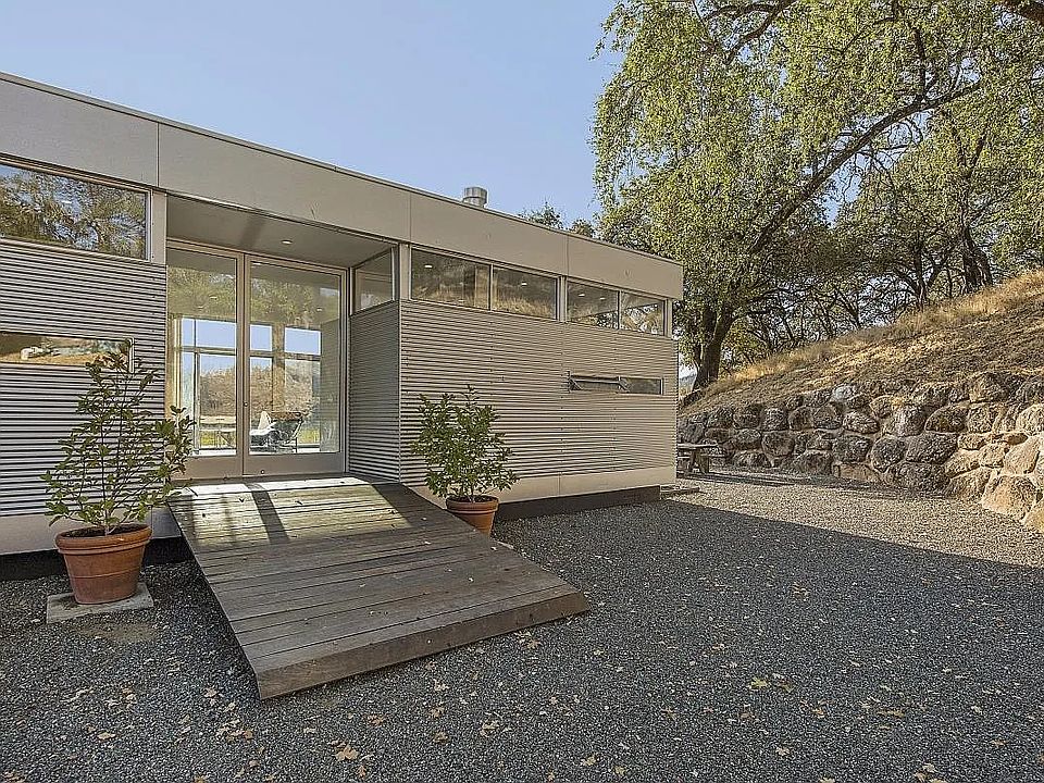 1st image of 1575 Aetna Springs Rd