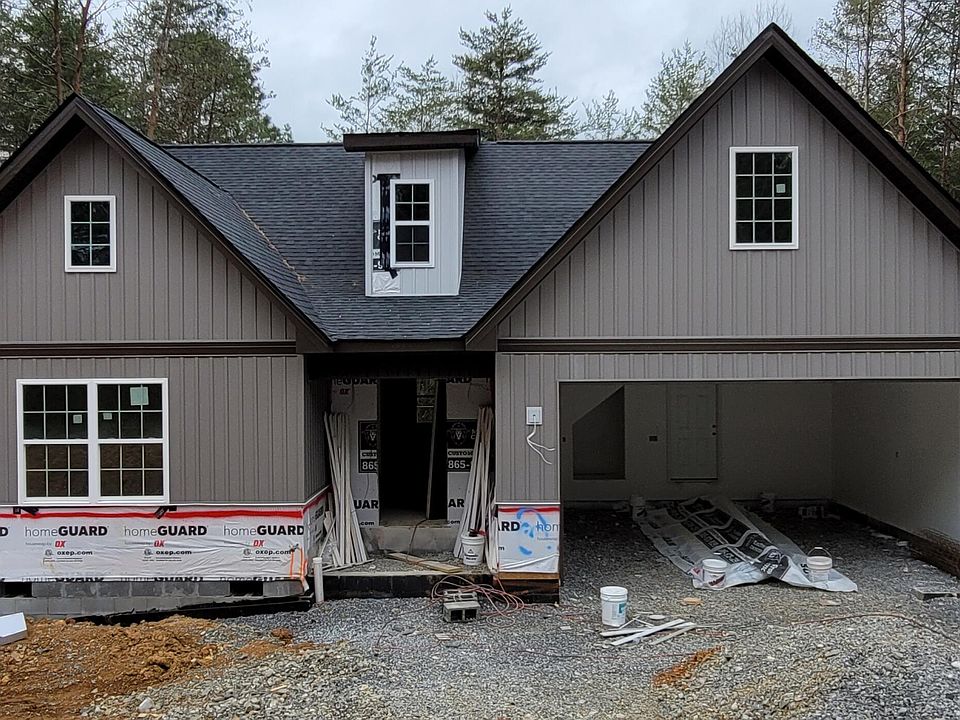 2nd image of 104 Elohi Pl
