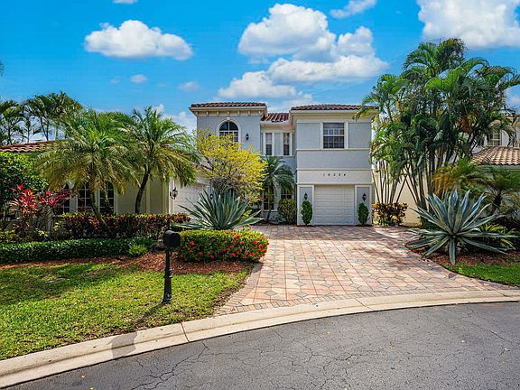 2nd image of 16024 Bristol Isle Way