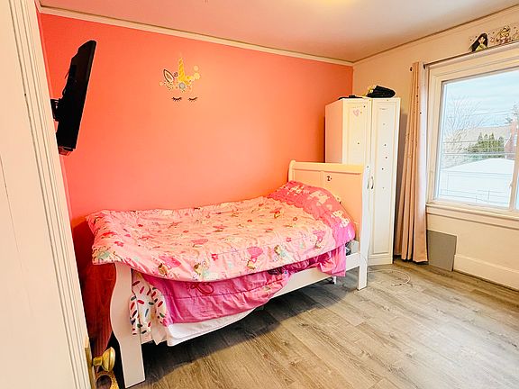 5th image of 7343 Orchard Ave #2