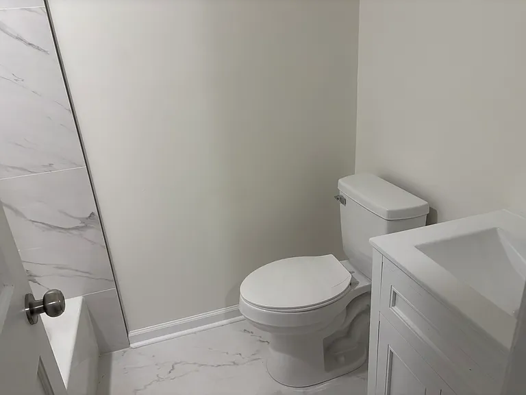 4728 Holbird Dr — Photo 12
