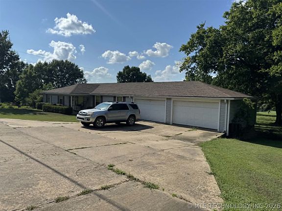 3rd image of 315 W Ansley Ave