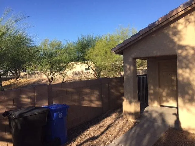 5049 N River Song Ln — Photo 3