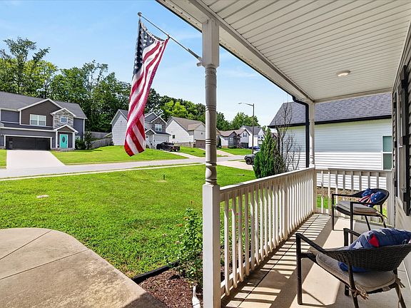 5th image of 489 Woodtrace Dr