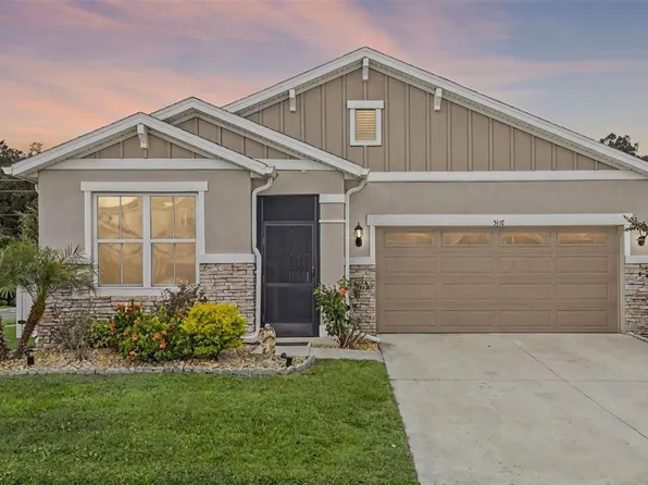 5118 Meadow Song Dr, Okahumpka, FL 34762