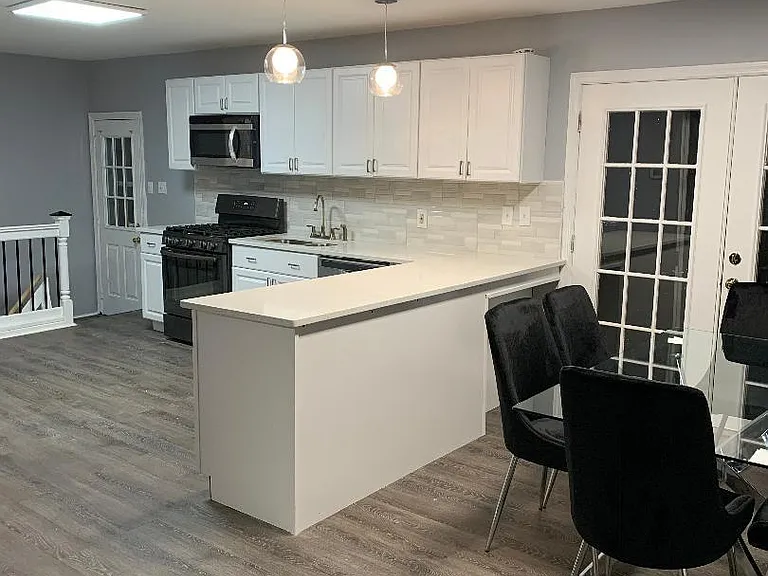 479 Cedar Ave — Photo 6
