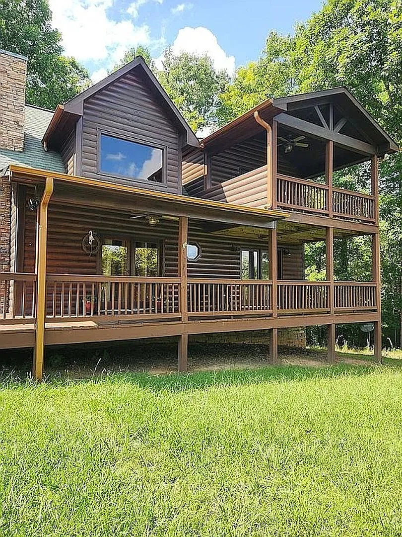 Spacious 3BR House in Blairsville — Photo 1