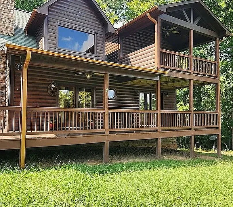 161 Clay Dr