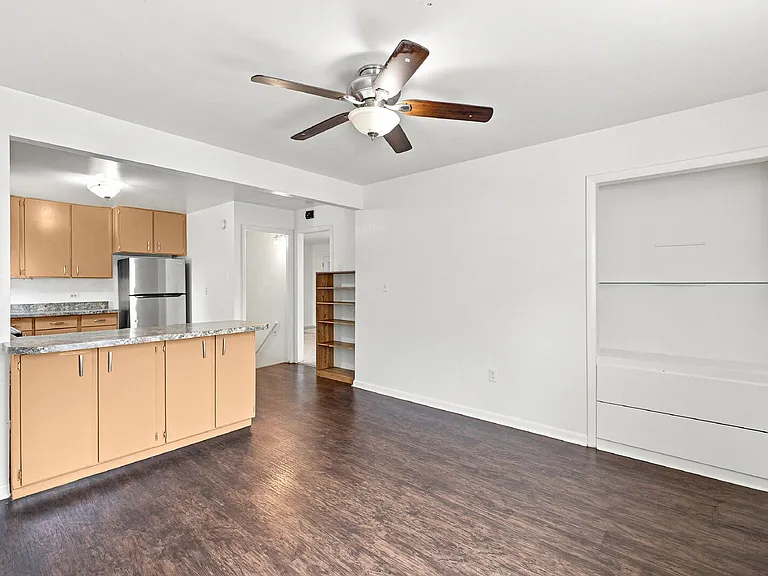 1811 S Irving St — Photo 8