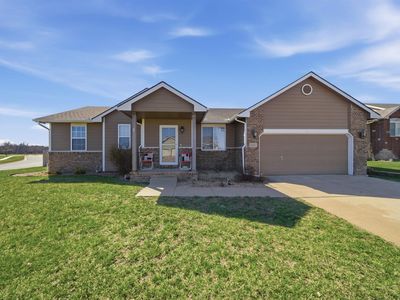635 Prairie Parkway Ct, Benton, KS, 67017