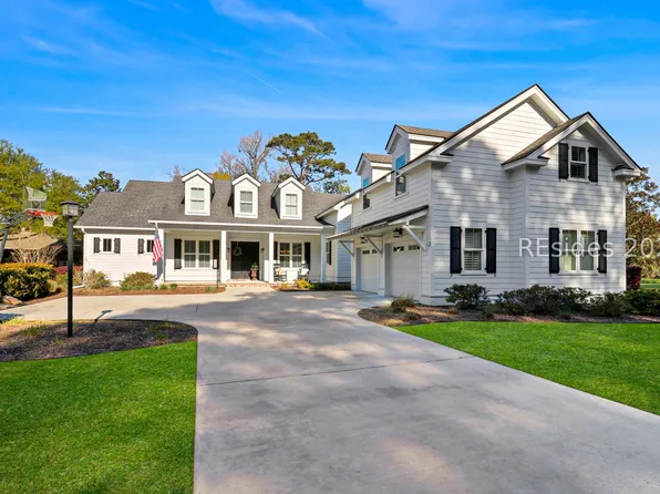 2 Fiddler Crab Ct, Bluffton, SC 29910