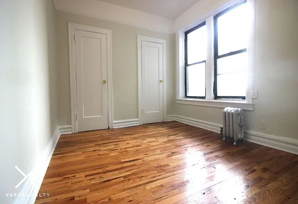 Rented by Yaffa Realty LLC | media 3