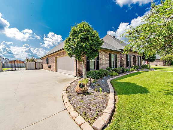 2nd image of 125 Aubrey Joseph Dr