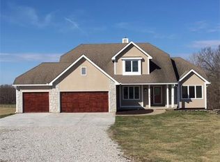 3418 N Elsea Smith Rd, Buckner, MO 64016