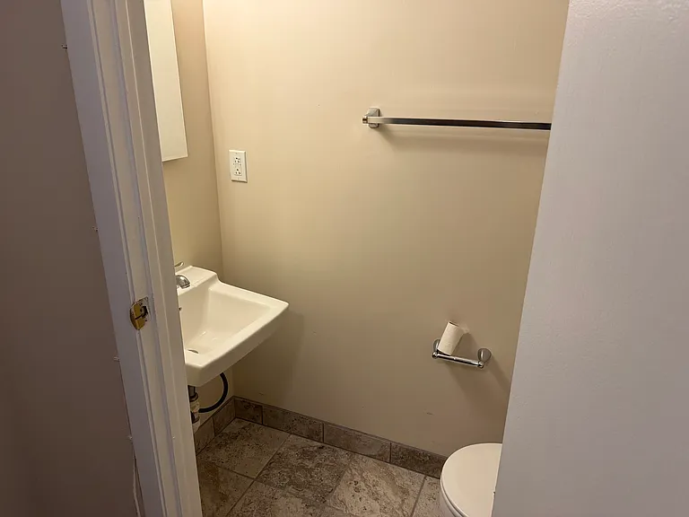3723 Castle Ter — Photo 20