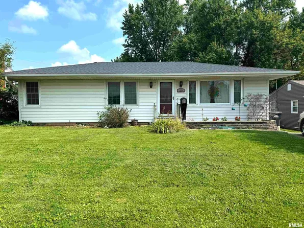 1224 3rd Ave N, Clinton, IA 52732