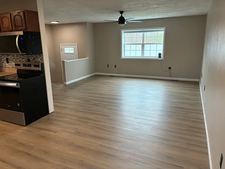 23201 Topo Dr — Photo 6