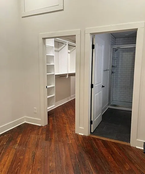 102 W Summit Hill Dr #204 — Photo 3