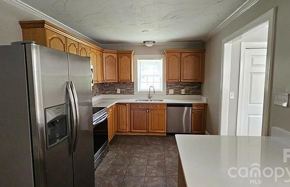 4th image of 158 Shamrock St NE
